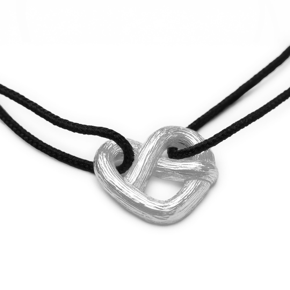 Pulsera o Colgante KNUT LOV corazón 