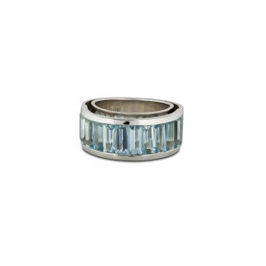 Anillo doble aro aguamarinas