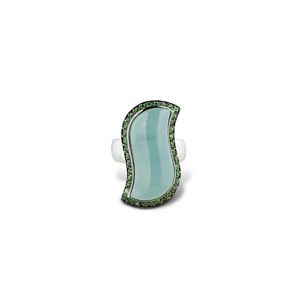 Anillo Talismán oro blanco y calcedonia azul