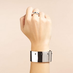 Pulsera esclava abierta negro Pulsera esclava abierta negro